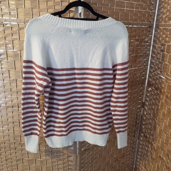 Valentine's Day sweater from Ann Taylor LOFT - Picture 3 of 5